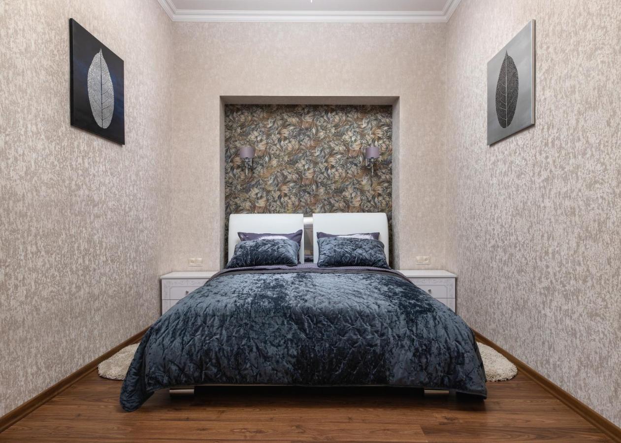Historic Apartment Sofia In The Old Town 利沃夫 外观 照片
