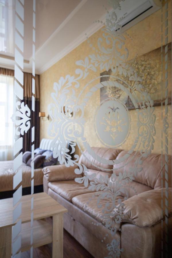 Historic Apartment Sofia In The Old Town 利沃夫 外观 照片