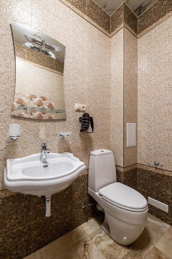 Historic Apartment Sofia In The Old Town 利沃夫 外观 照片